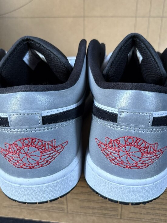 NEW Nike Air Jordan 1 Low SE White Black Matte Silver HF3148-106 Size 10.5 main image 7